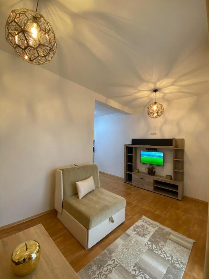 Apartmens Xhenis Lux Ulcinj Extérieur photo