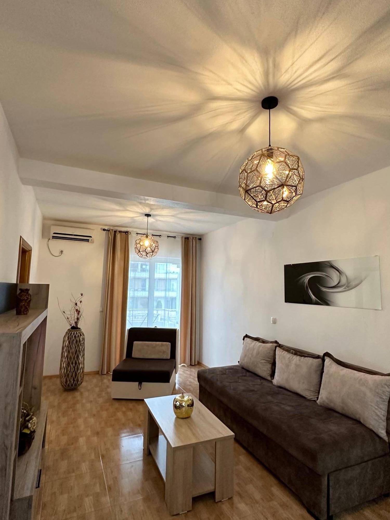 Apartmens Xhenis Lux Ulcinj Extérieur photo