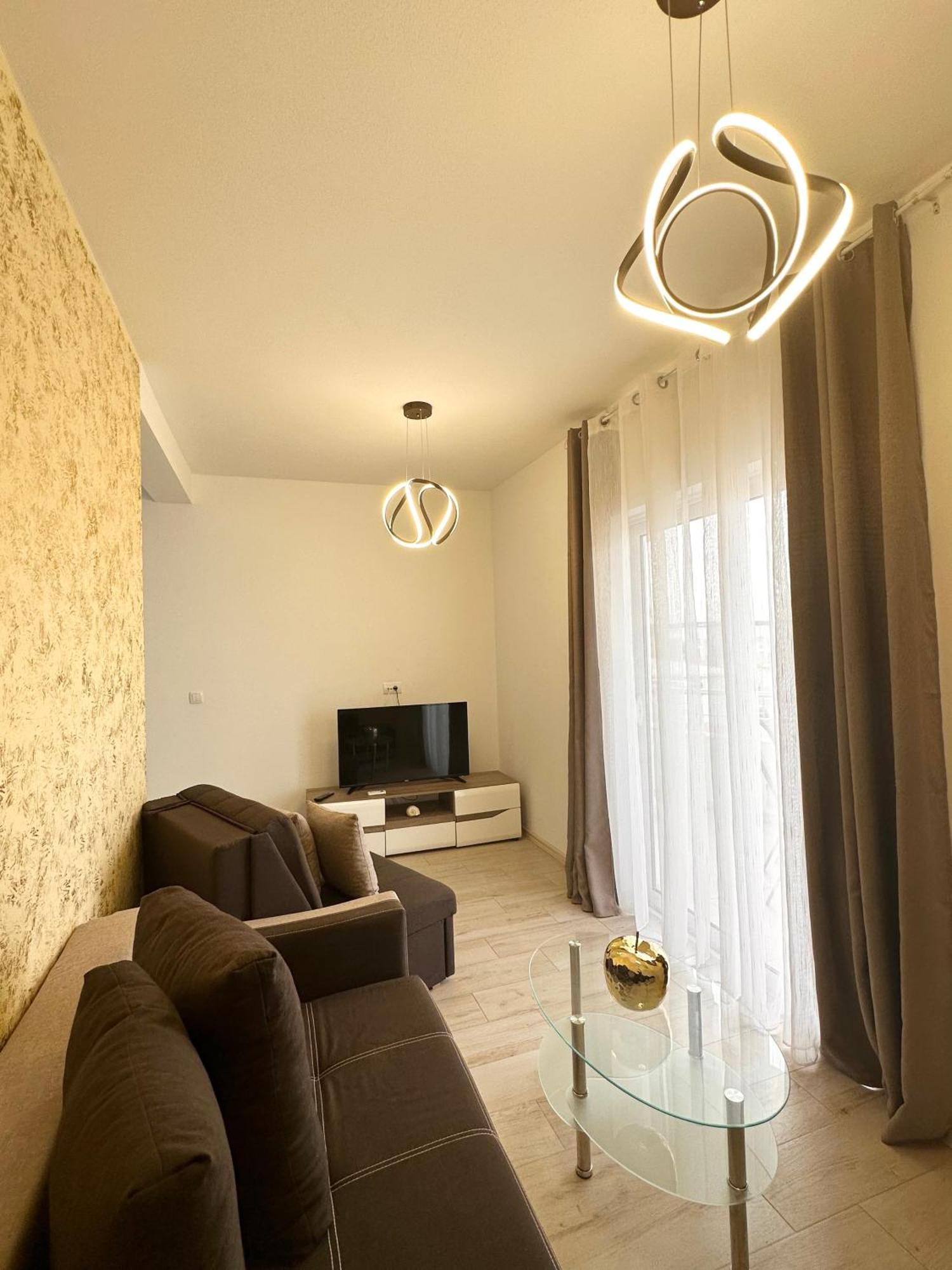 Apartmens Xhenis Lux Ulcinj Extérieur photo