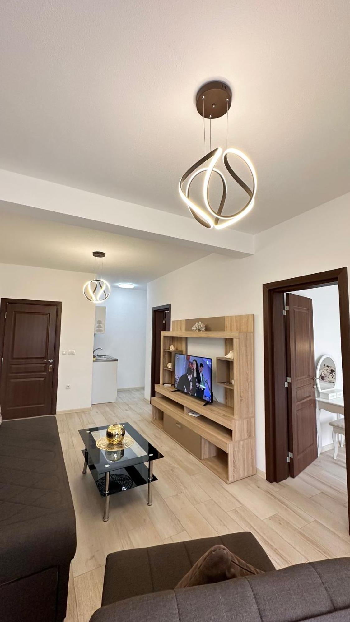Apartmens Xhenis Lux Ulcinj Extérieur photo